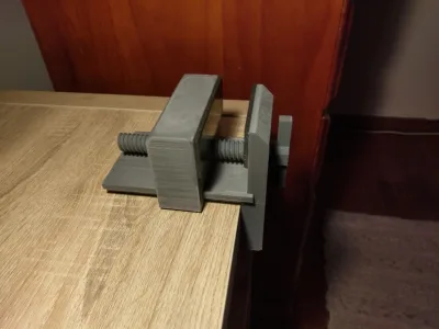 Desk or bench Vice