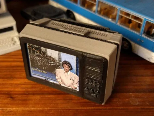 RFT robotron color-vision 6073 miniature television tv screen GdR – Modello 3D gratuito STL