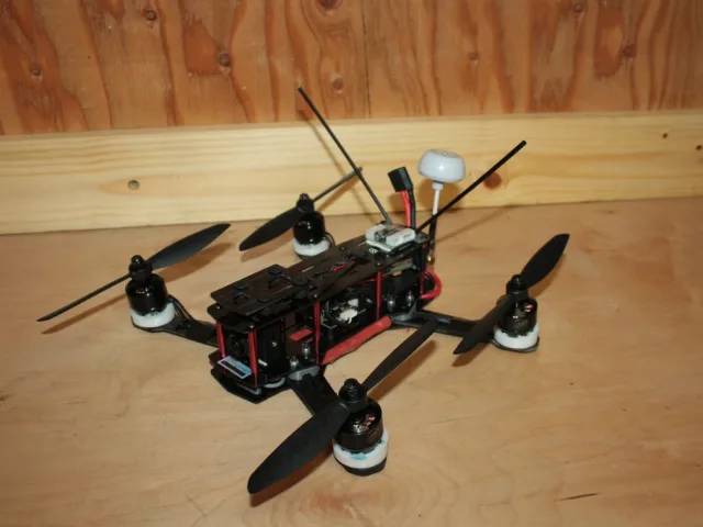 ZMR-250 Diversity Antenna Mount – Modello 3D gratuito STL