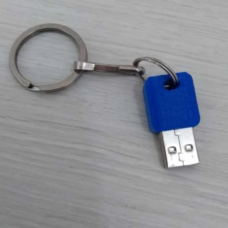 USB case – 3D printable model from Thingiverse